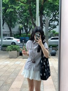 Croptop mĩ cùng chân váy